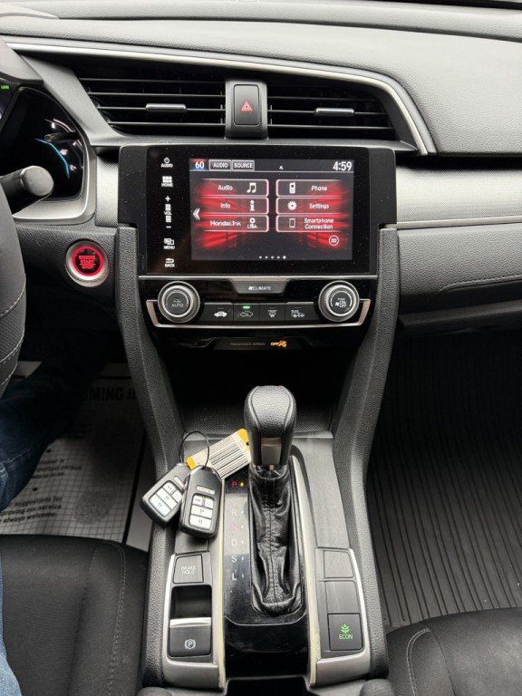 2017 Honda Civic Image 15