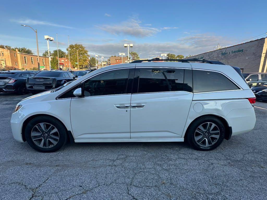 2014 Honda Odyssey Image 5