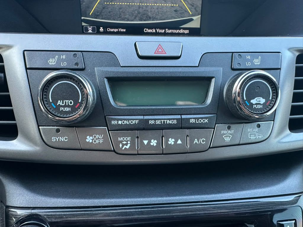 2014 Honda Odyssey Image 21