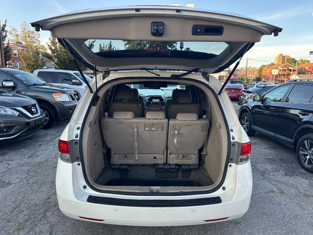 2014 Honda Odyssey Image 28