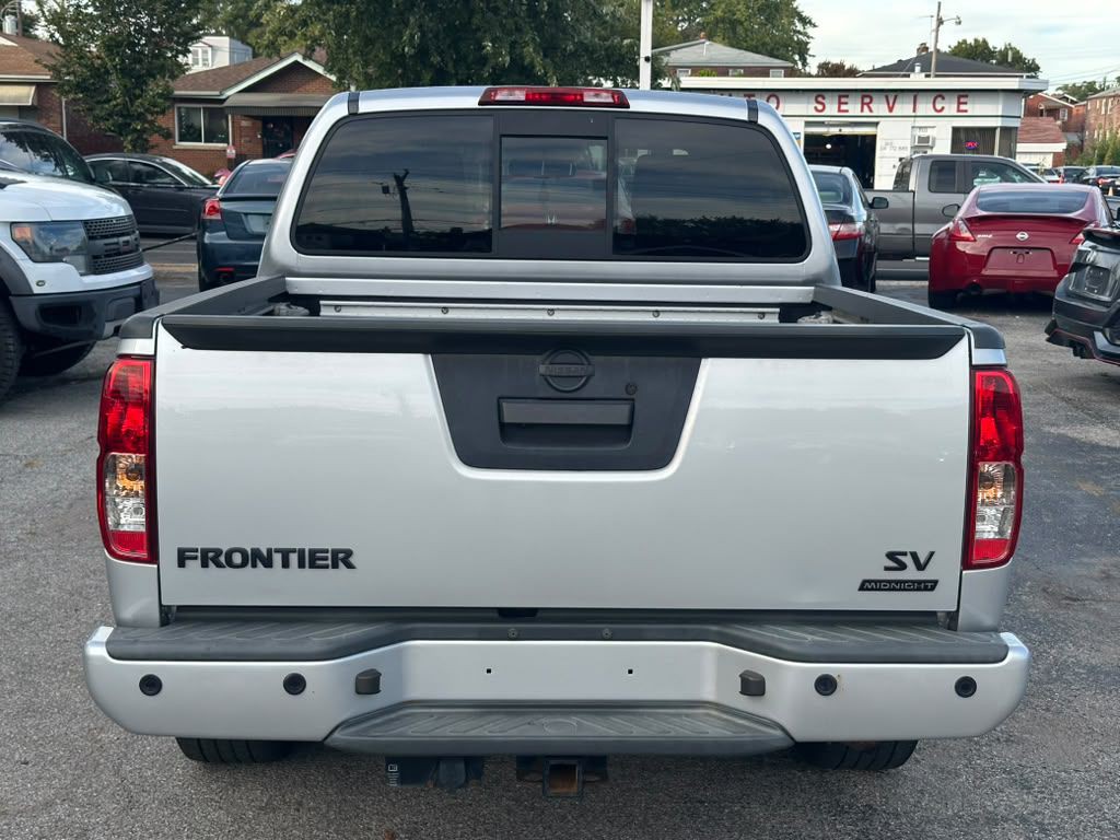 2020 Nissan Frontier Image 8