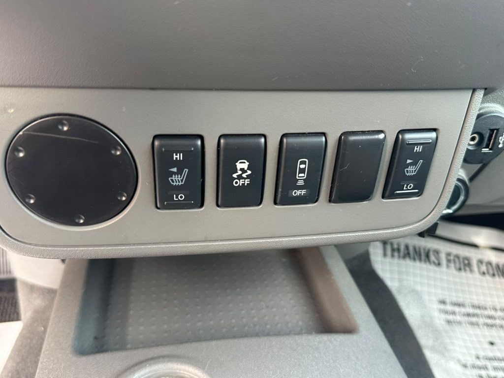 2020 Nissan Frontier Image 20