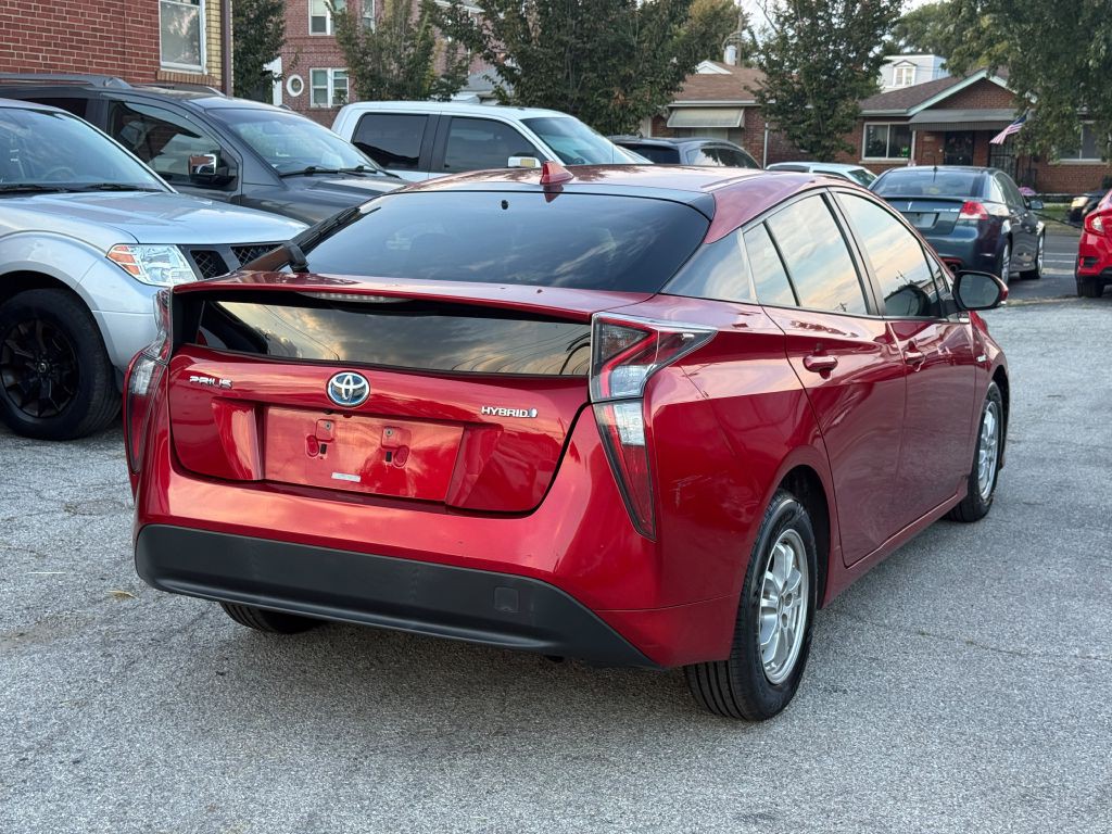 2016 Toyota Prius Image 4