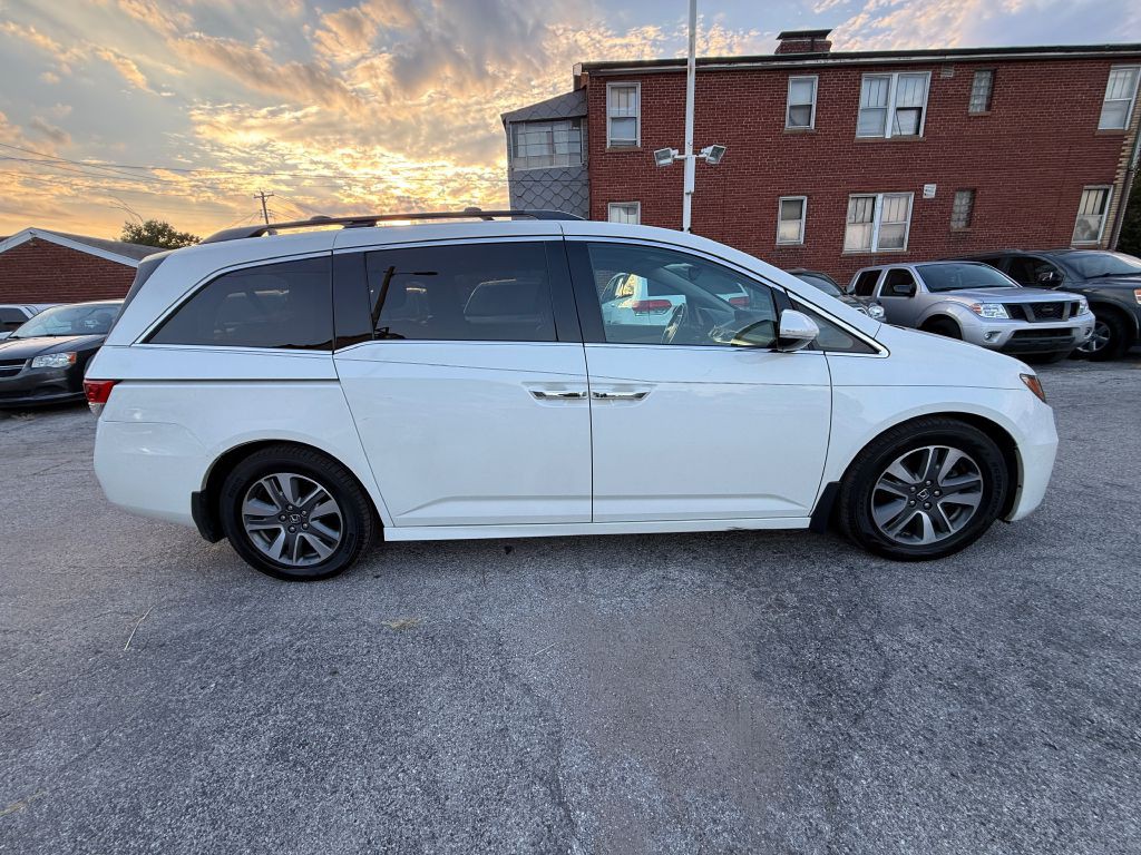 2017 Honda Odyssey Image 4
