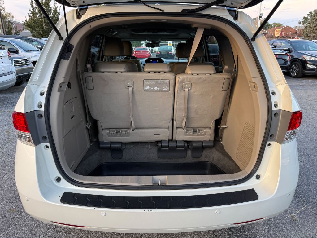 2017 Honda Odyssey Image 10