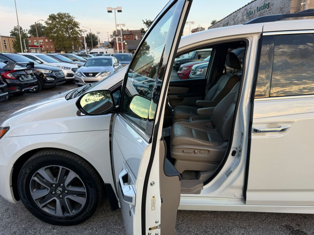 2017 Honda Odyssey Image 12