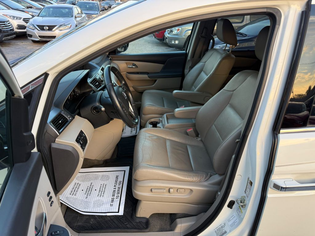 2017 Honda Odyssey Image 14