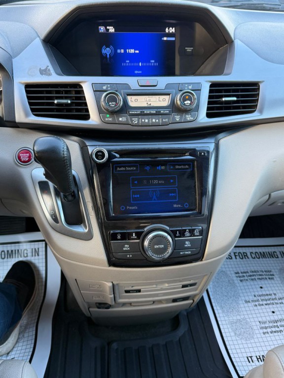 2017 Honda Odyssey Image 17