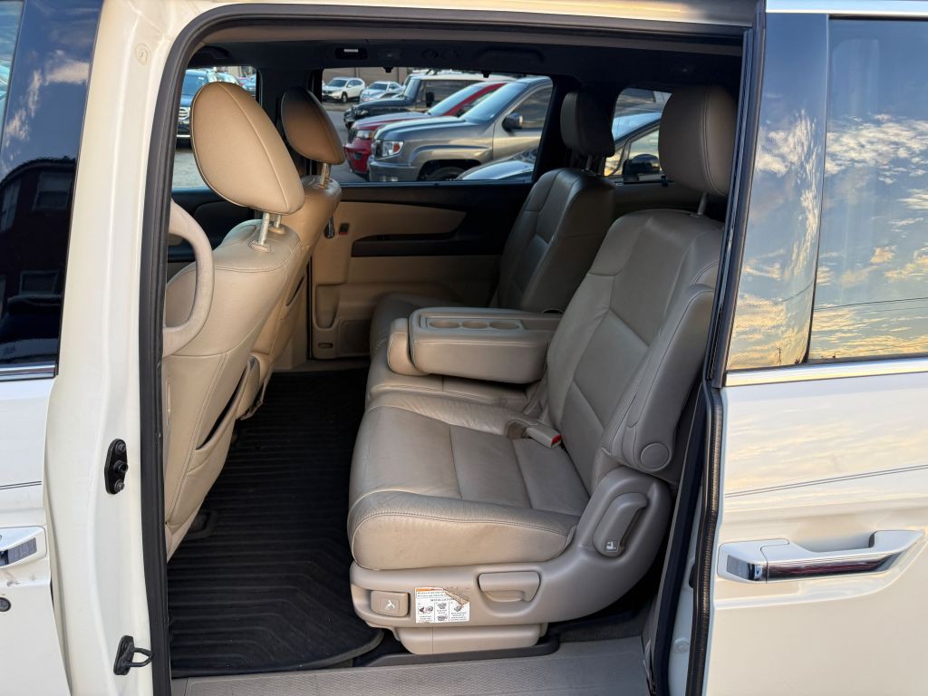 2017 Honda Odyssey Image 20