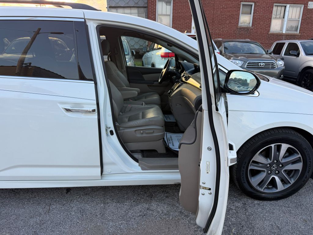2017 Honda Odyssey Image 27