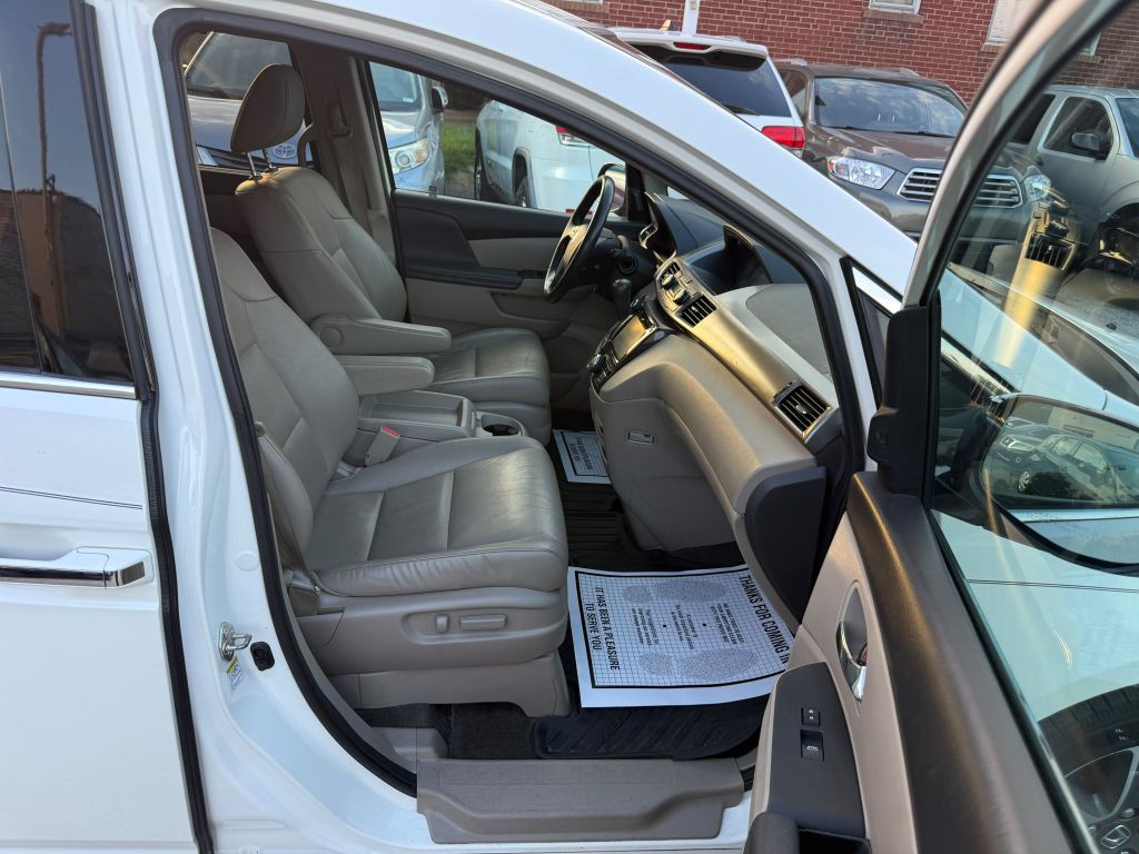 2017 Honda Odyssey Image 30