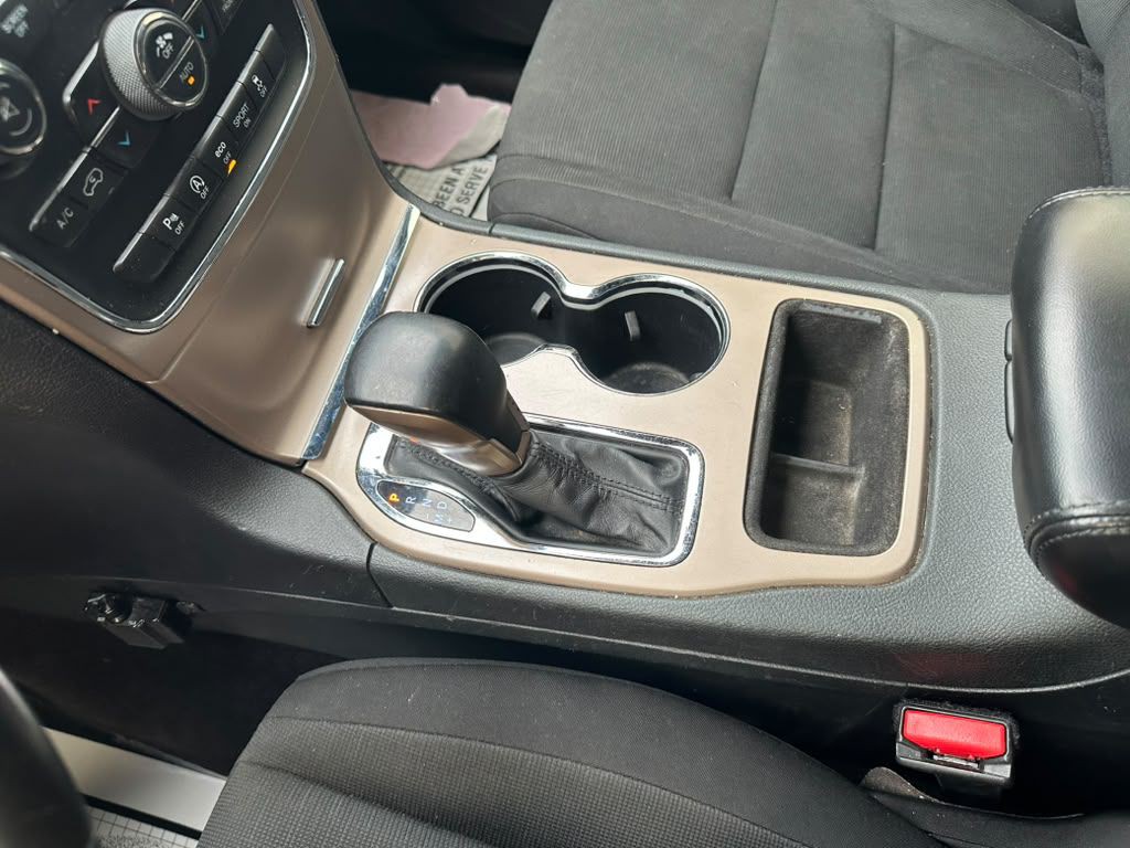2017 Jeep Grand Cherokee Image 18