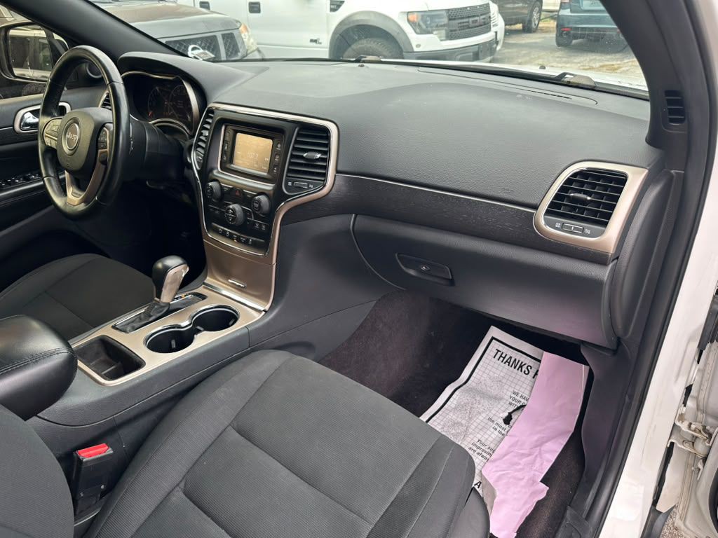 2017 Jeep Grand Cherokee Image 21