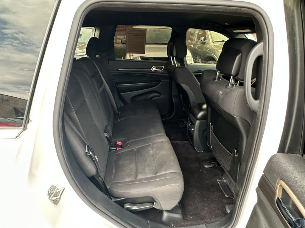 2017 Jeep Grand Cherokee Image 22