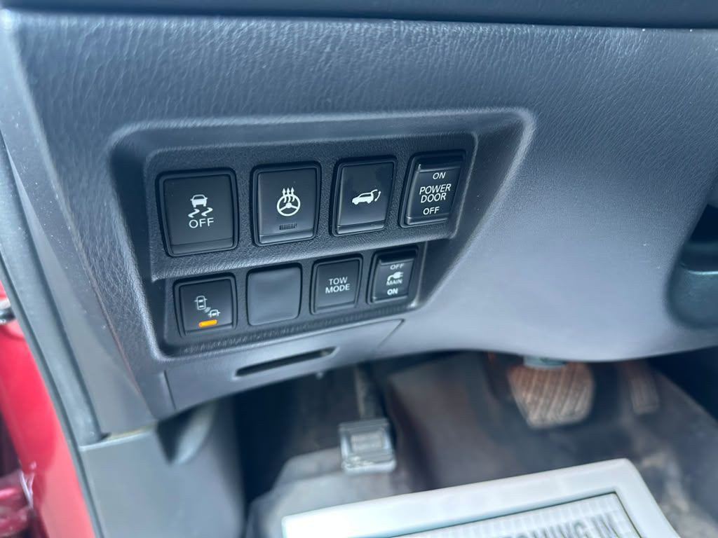 2017 Nissan Pathfinder Image 18