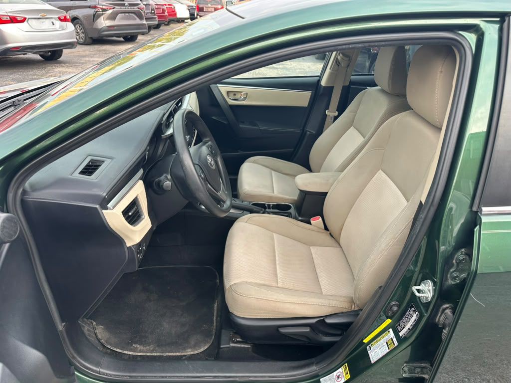 2014 Toyota Corolla Image 10