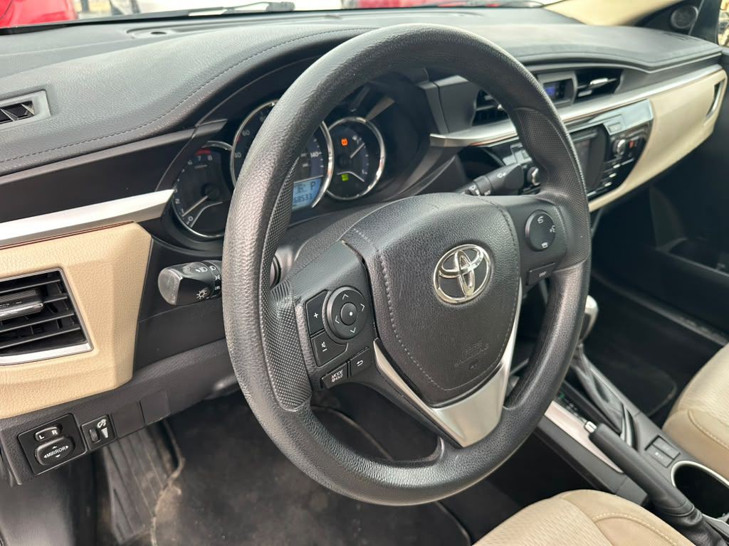 2014 Toyota Corolla Image 12