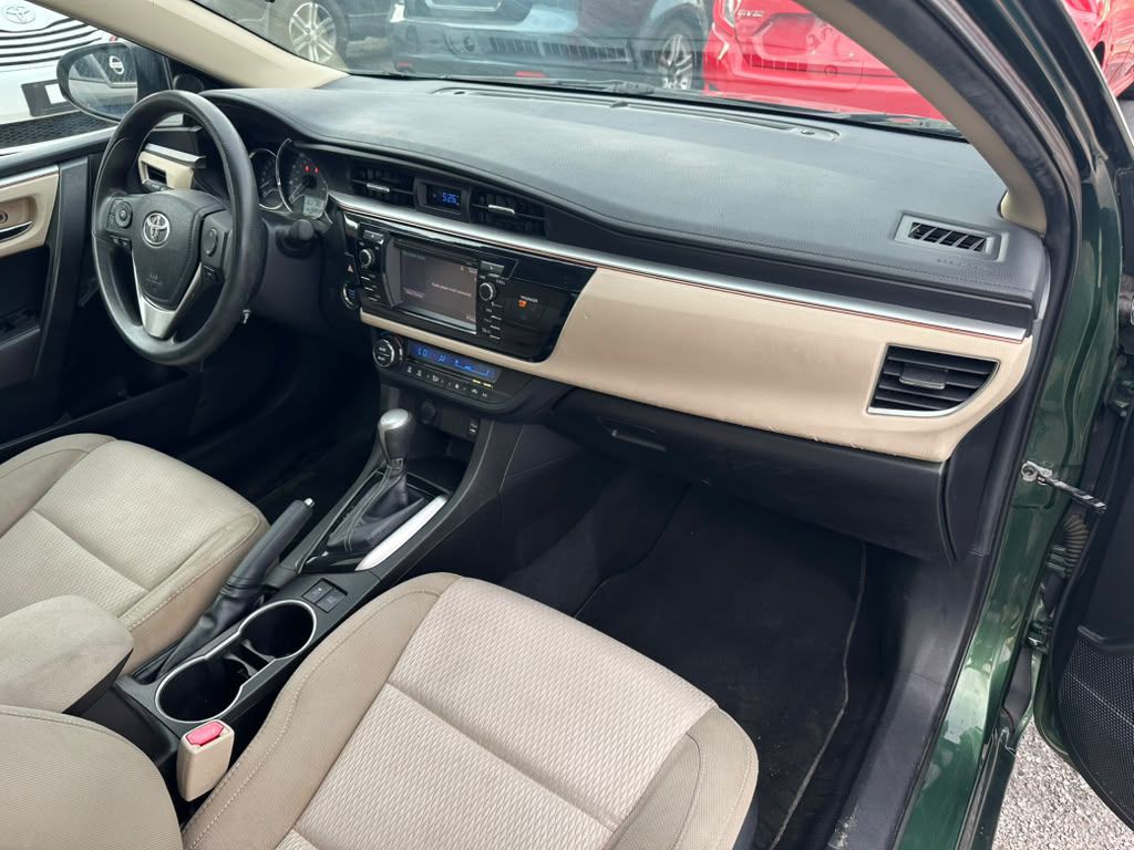 2014 Toyota Corolla Image 14