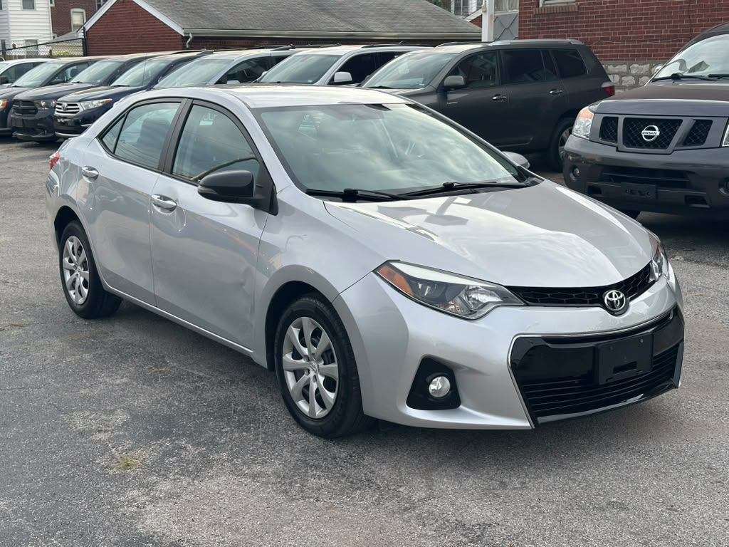 2016 Toyota Corolla Image 1