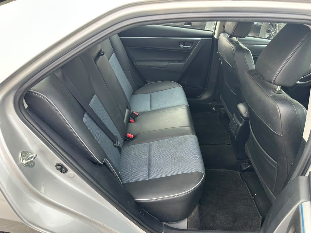 2016 Toyota Corolla Image 20