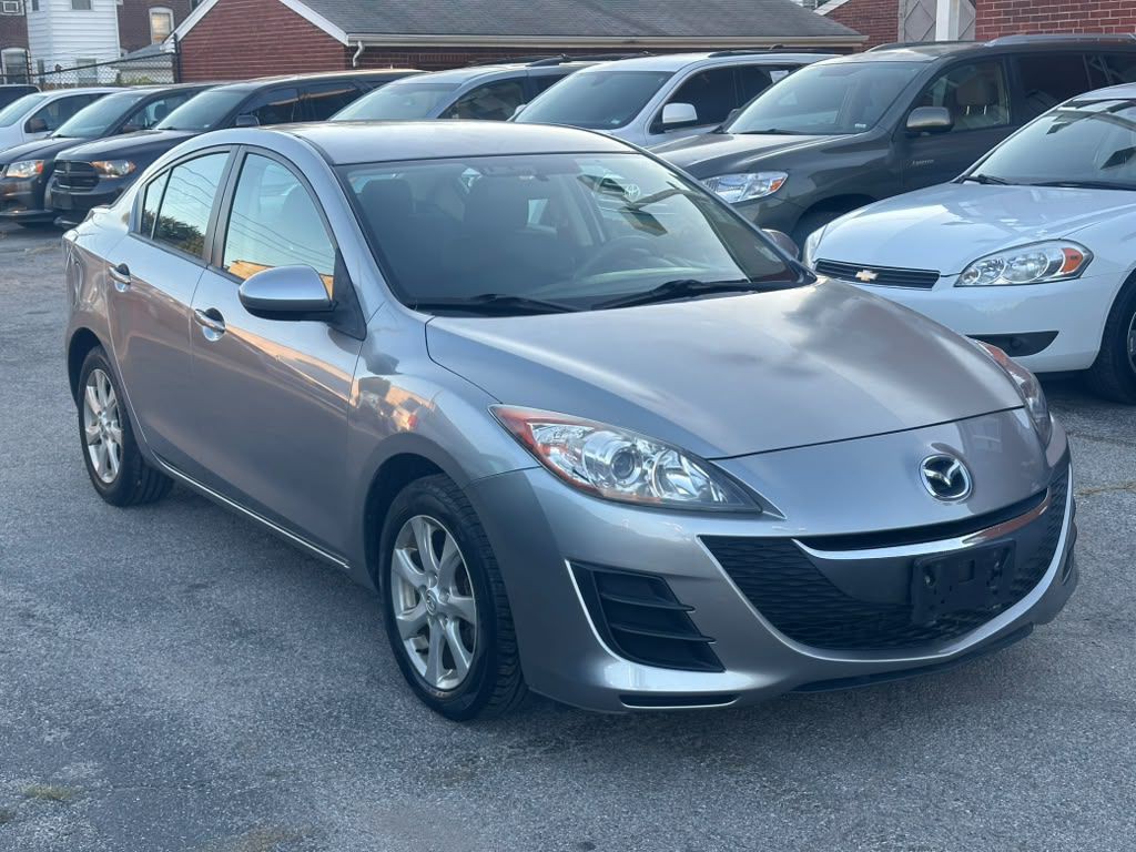 2010 Mazda Mazda3 Image 1