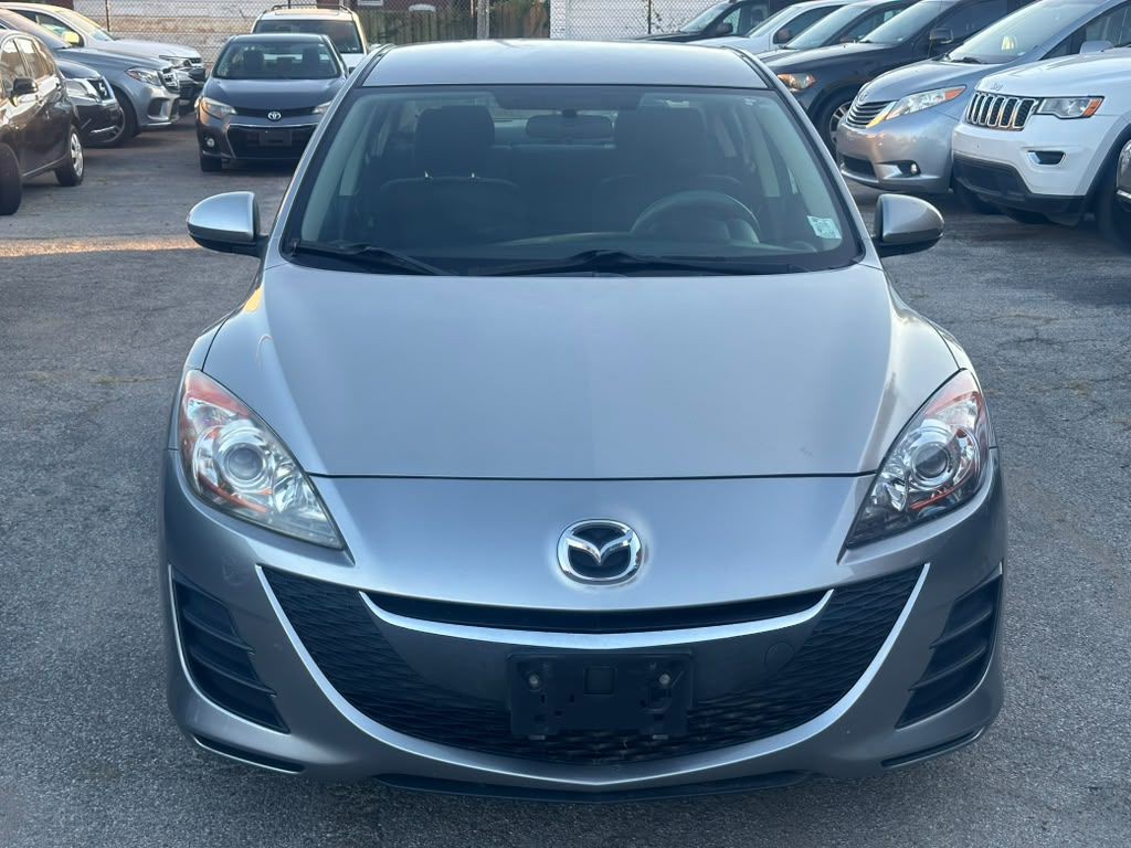 2010 Mazda Mazda3 Image 2