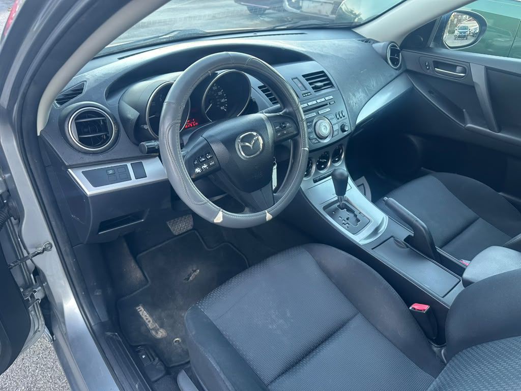 2010 Mazda Mazda3 Image 11