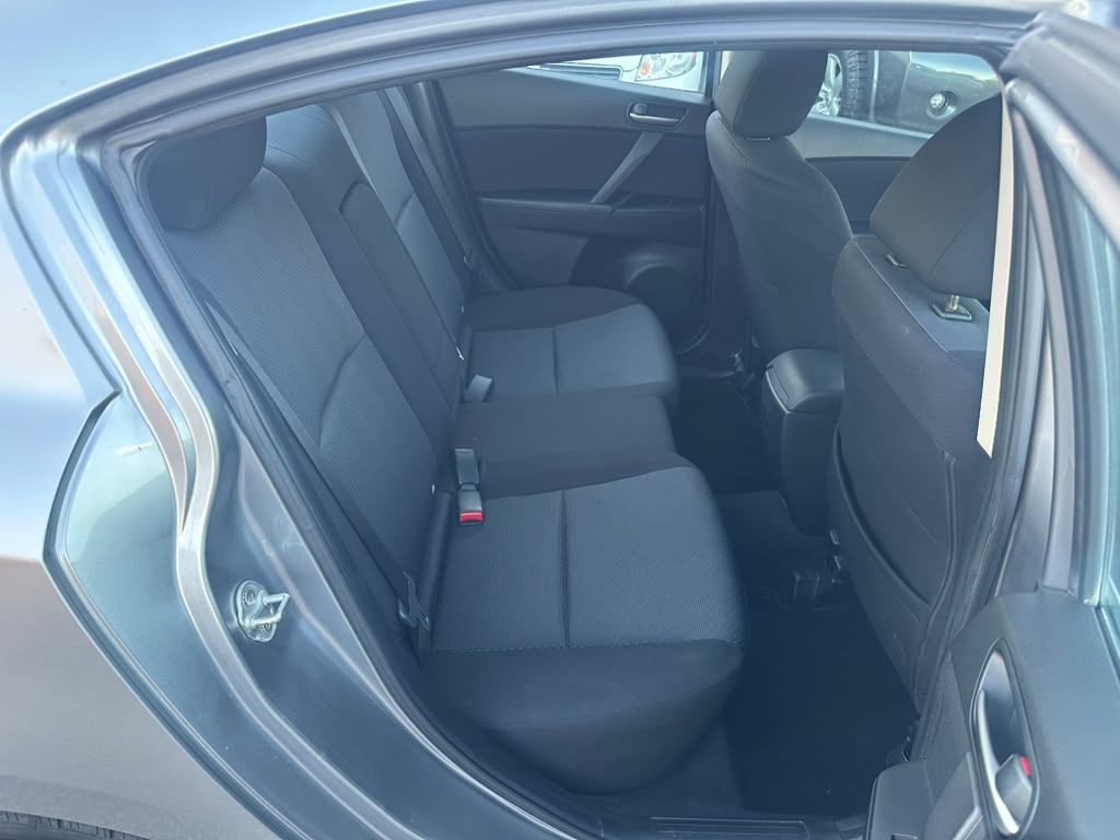 2010 Mazda Mazda3 Image 19
