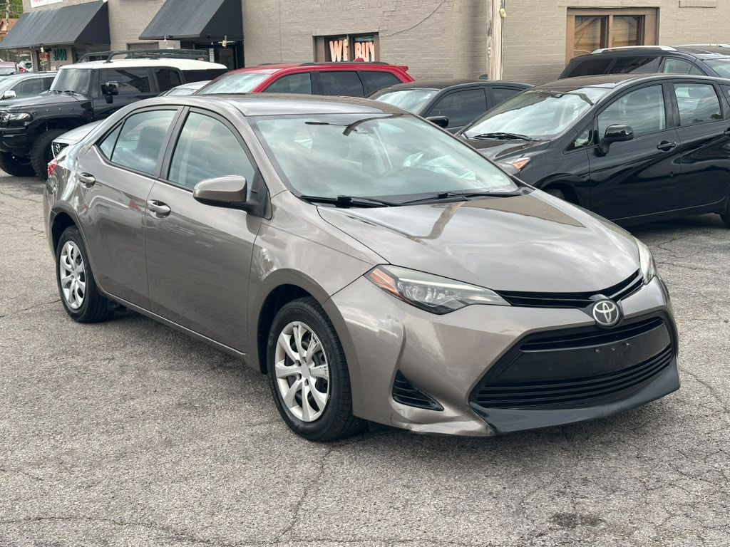 2017 Toyota Corolla Image 1