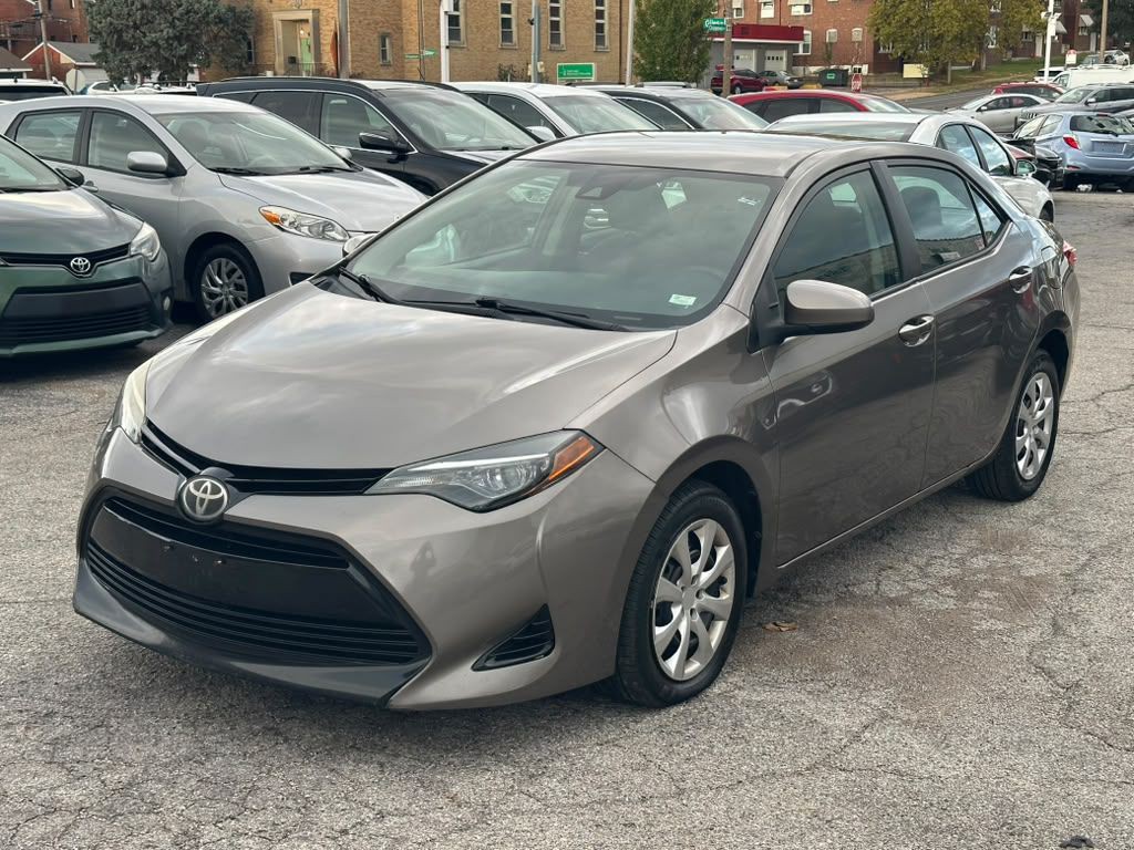 2017 Toyota Corolla Image 3