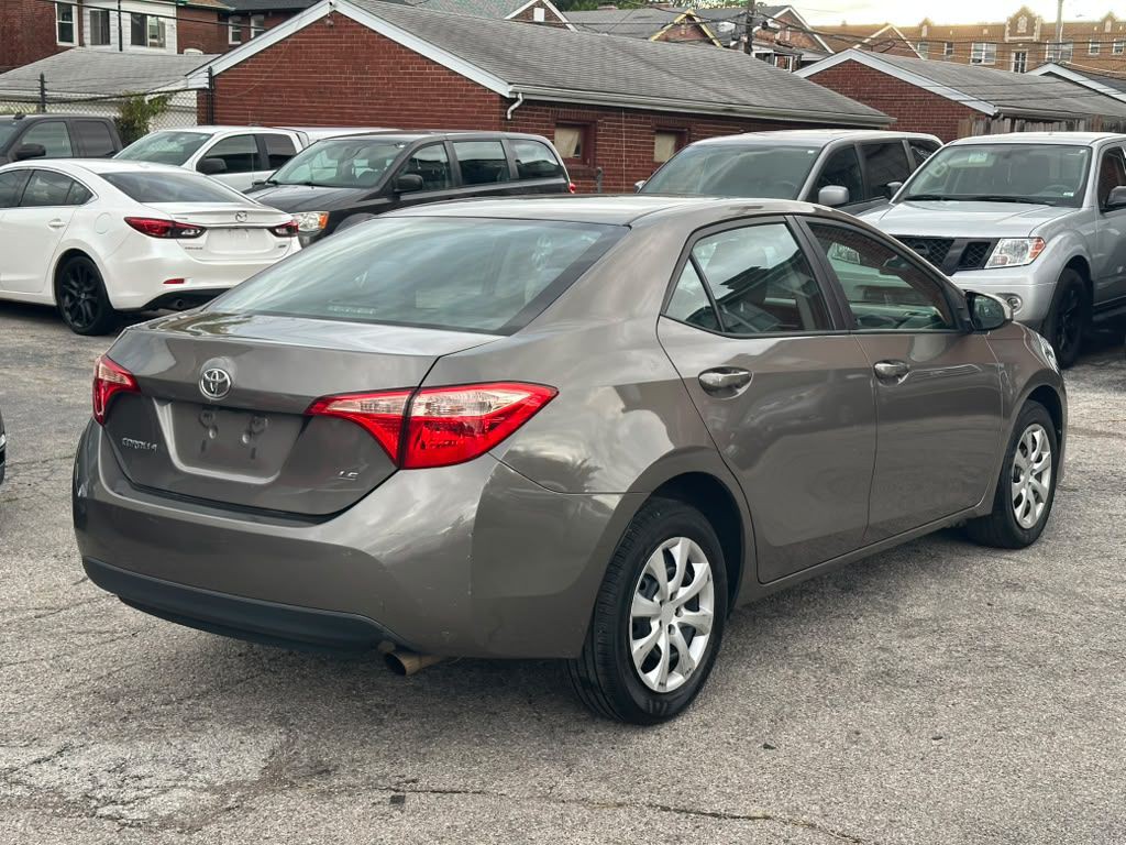 2017 Toyota Corolla Image 6