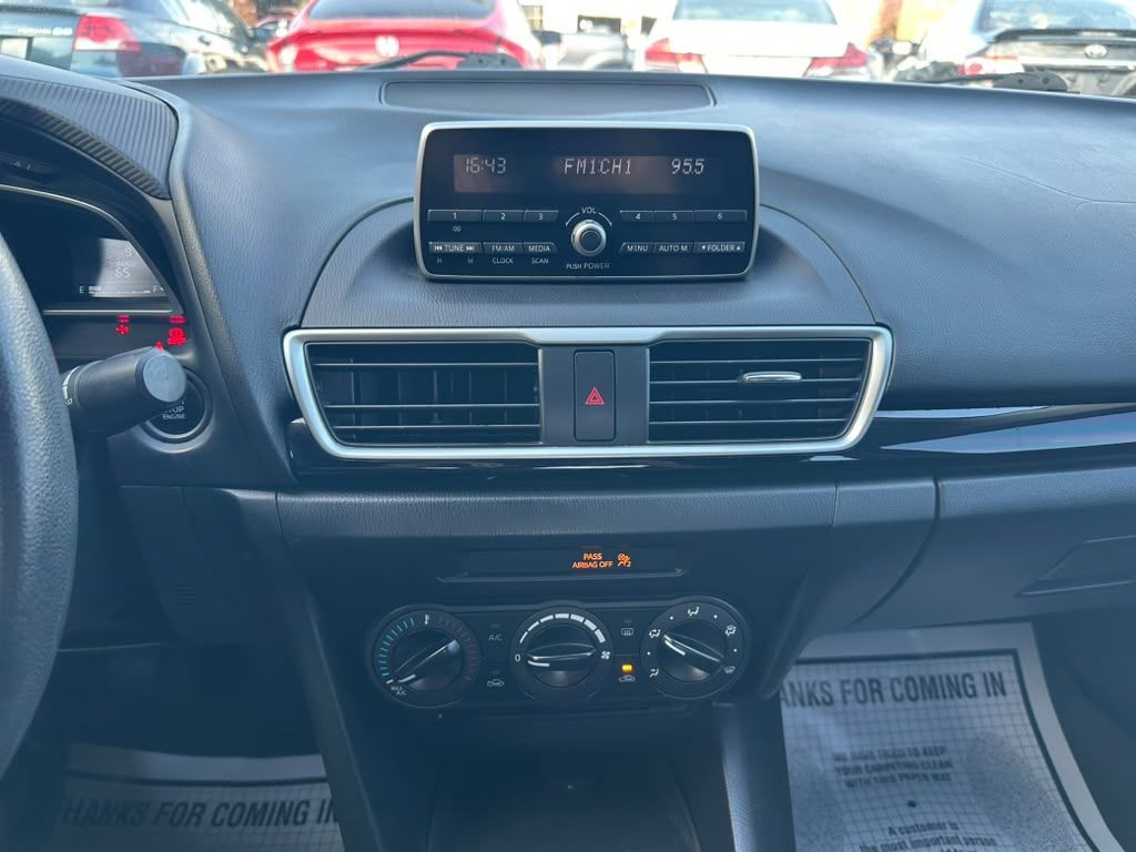 2014 Mazda Mazda3 Image 16
