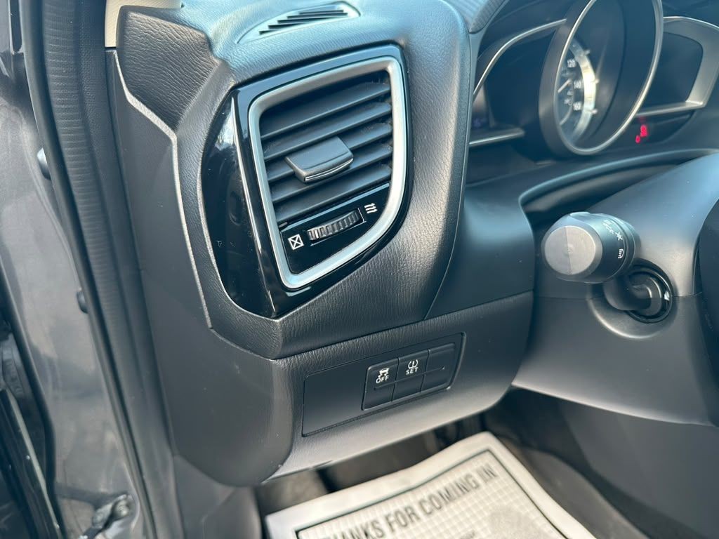 2014 Mazda Mazda3 Image 18
