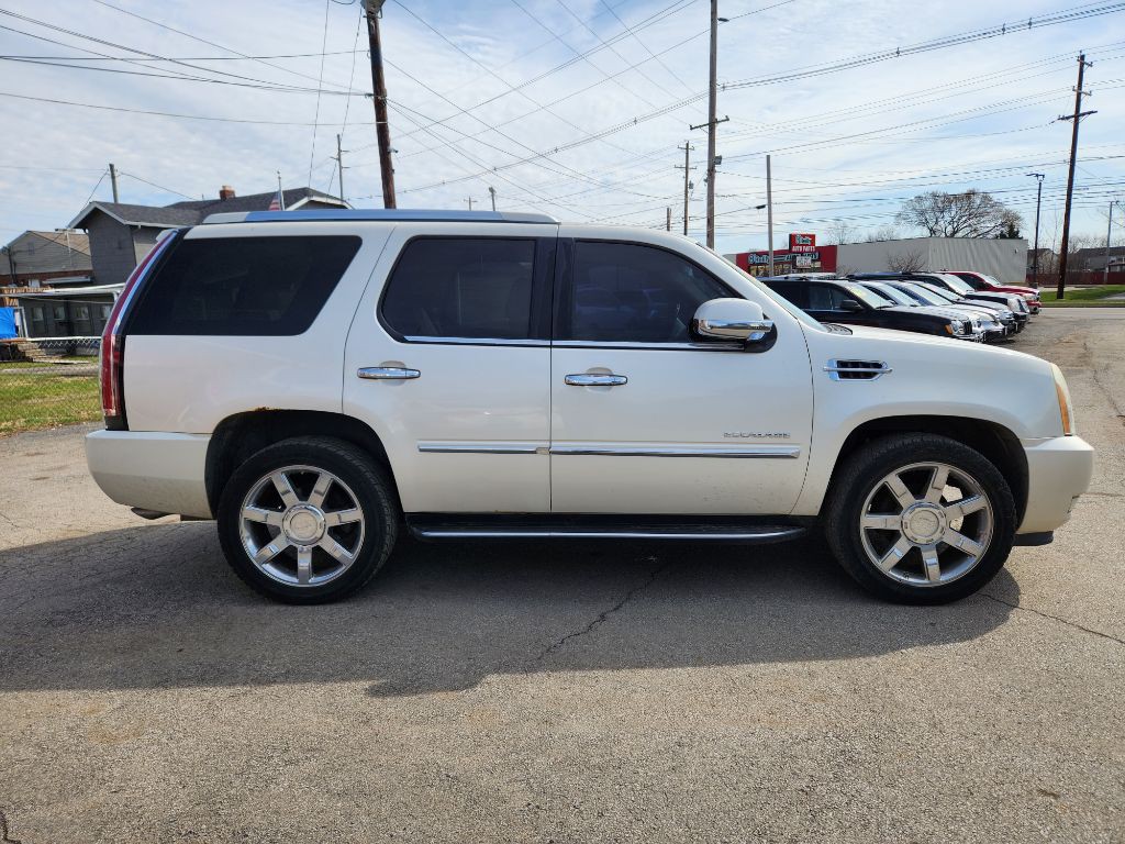 2007 Cadillac Escalade Image 4