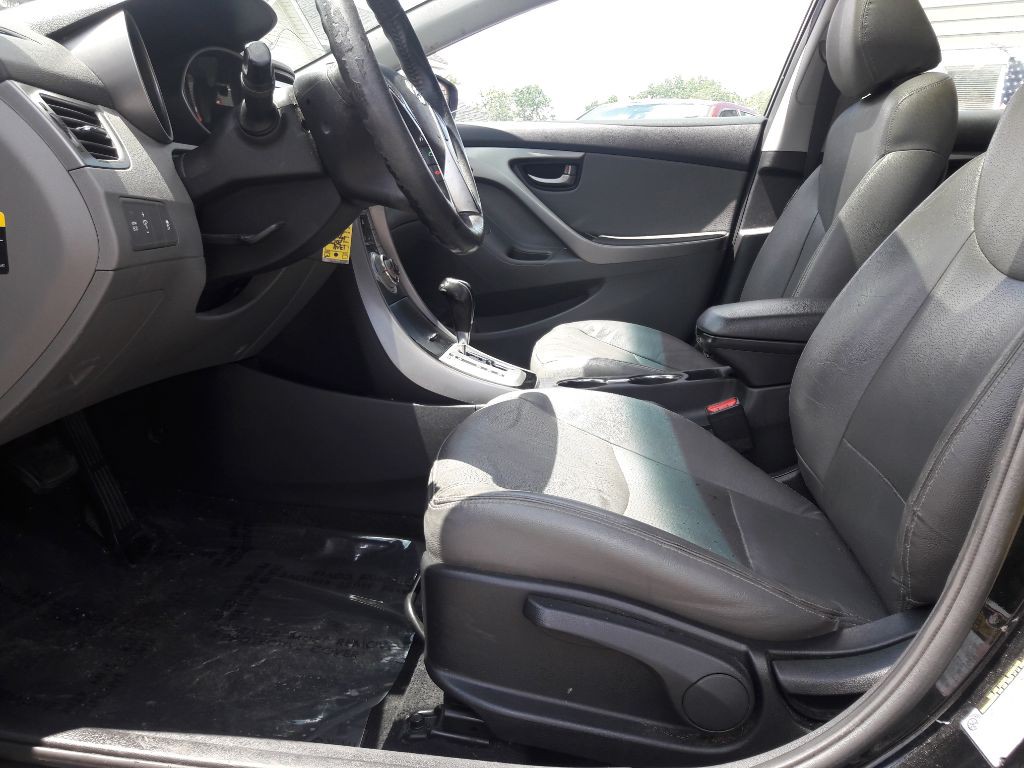 2012 Hyundai Elantra Image 15