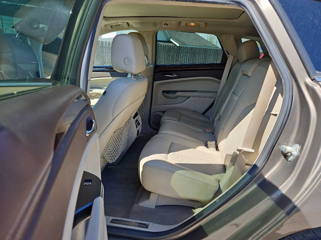 2014 Cadillac SRX Image 9