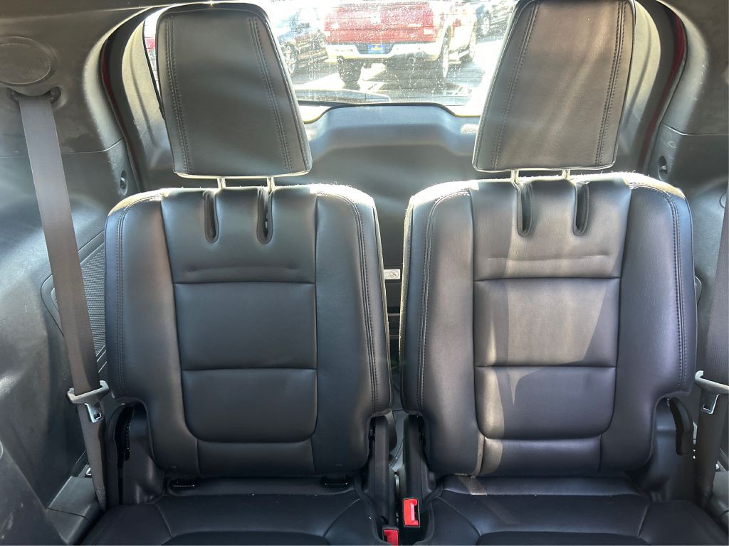 2015 Ford Explorer Image 14