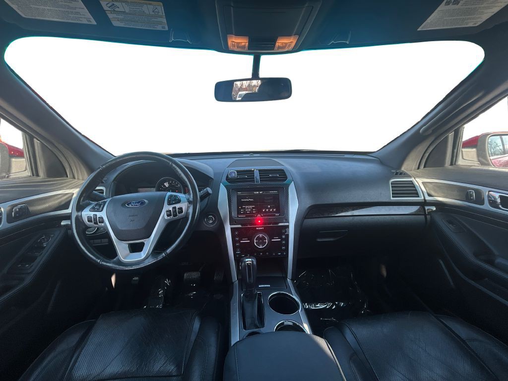 2015 Ford Explorer Image 15