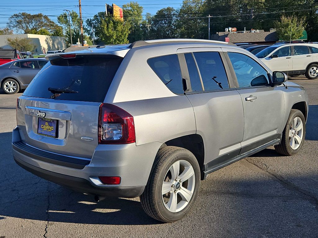 2016 Jeep Compass Image 5