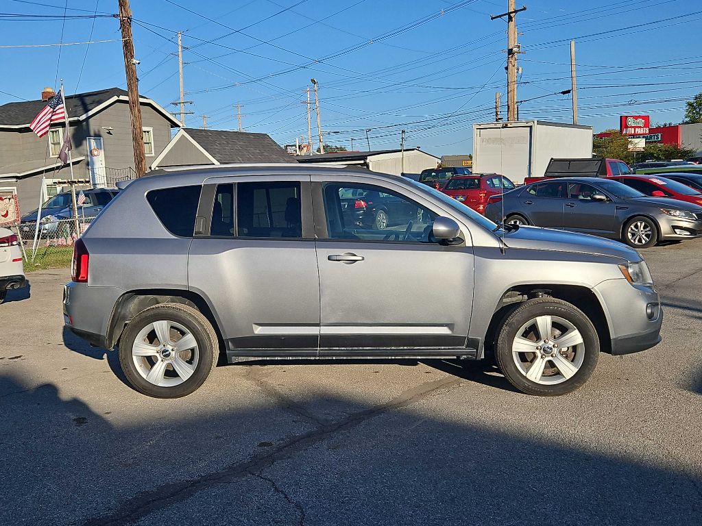 2016 Jeep Compass Image 6