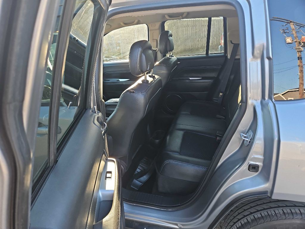 2016 Jeep Compass Image 7