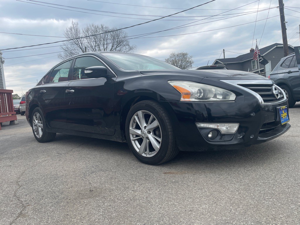 2015 Nissan Altima Image 2