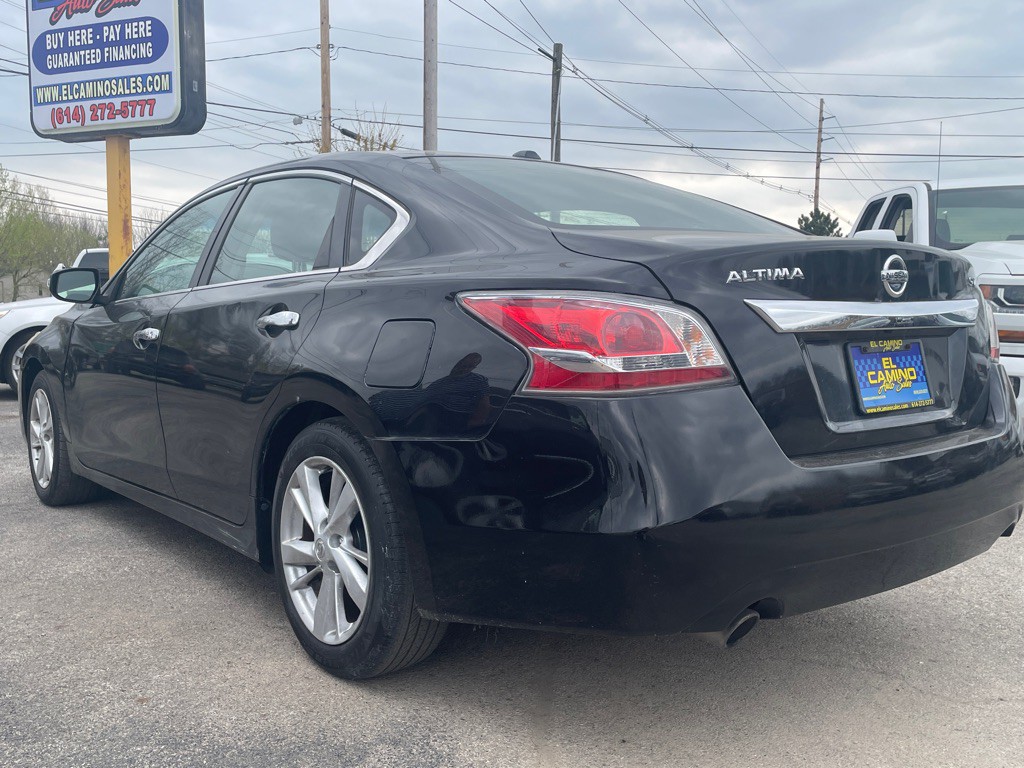 2015 Nissan Altima Image 4