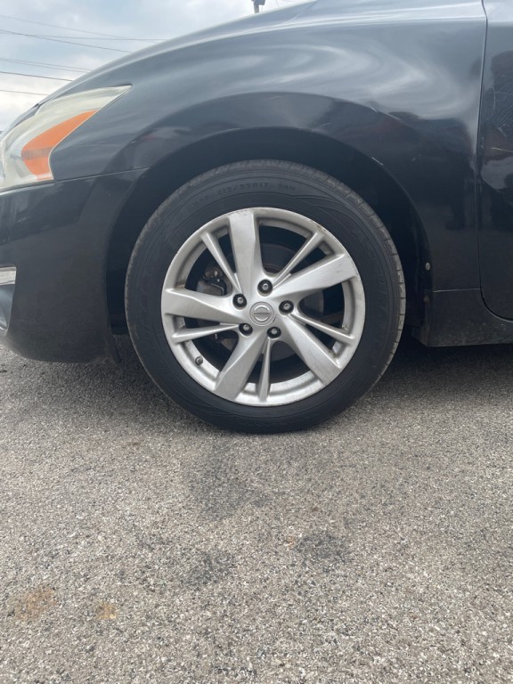 2015 Nissan Altima Image 10