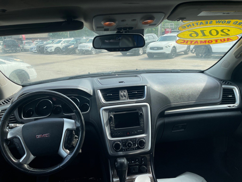 2016 GMC Acadia Image 12