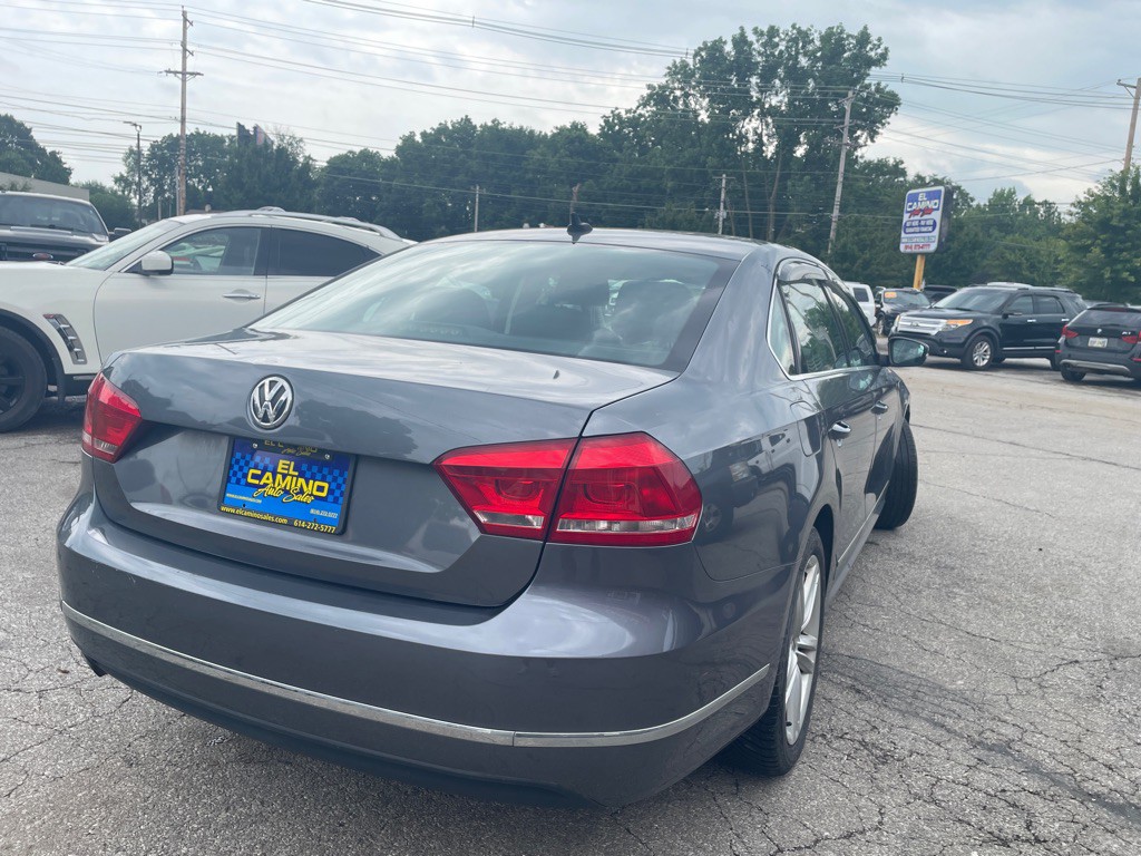 2015 Volkswagen Passat Image 5