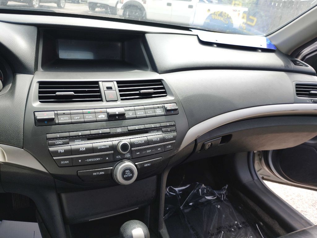 2008 Honda Accord Image 11