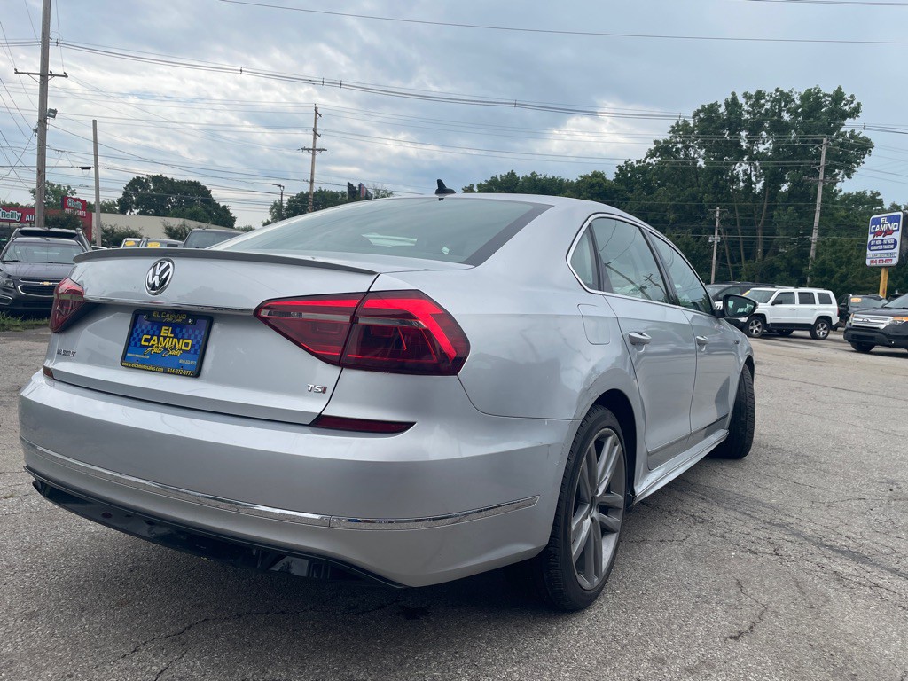 2017 Volkswagen Passat Image 6