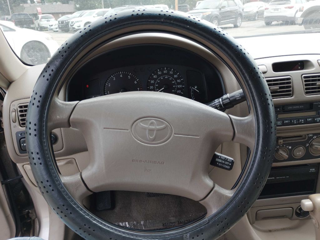 2000 Toyota Corolla Image 11