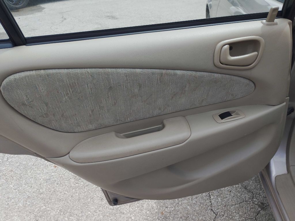 2000 Toyota Corolla Image 13